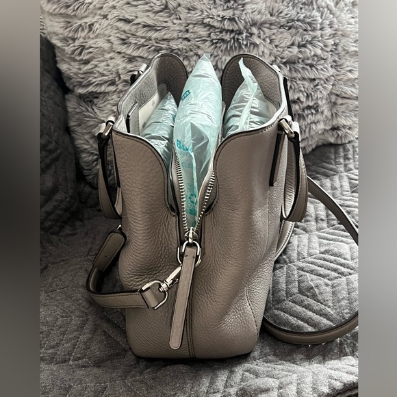 Kate Spade ♠️ Jackson, Medium Triple Compartment Satchel Crossbody Bag - Picture 6 of 12